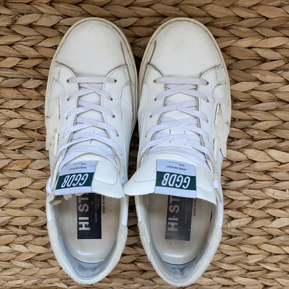 Golden Goose platform sneakers. White size 39